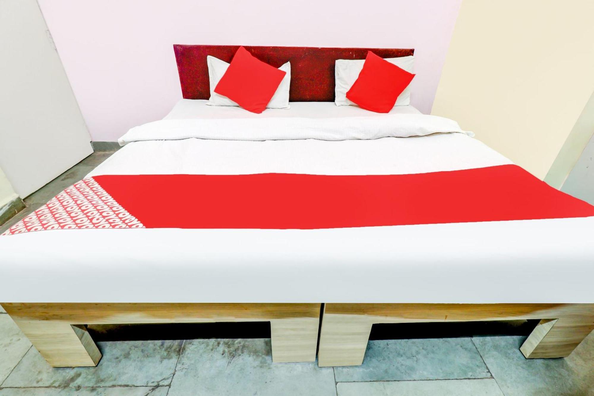 Spot On Siddhi Maa Hotel Gwalior Luaran gambar