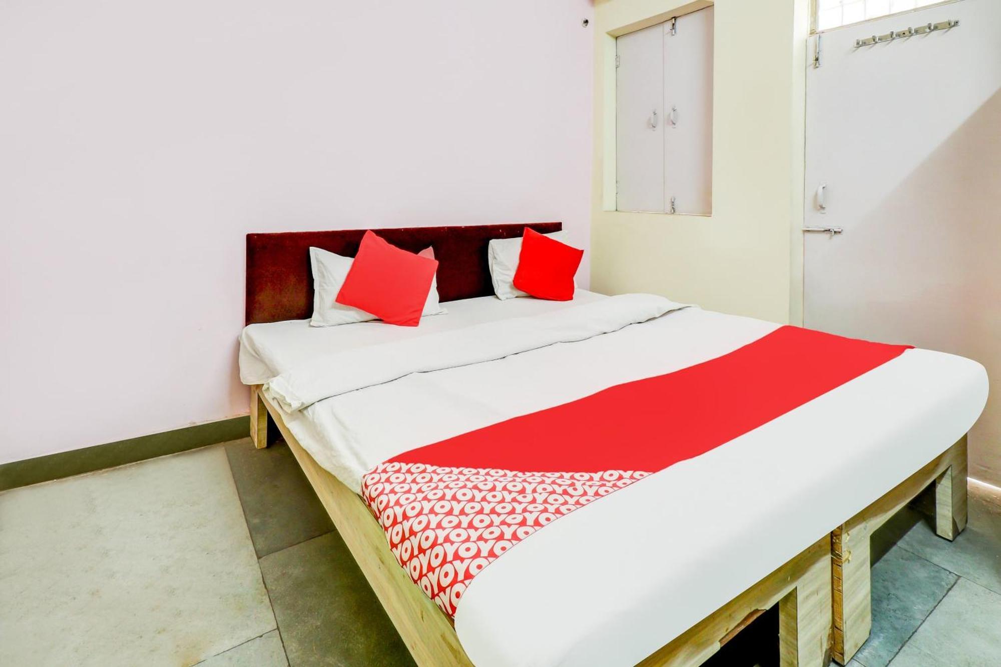 Spot On Siddhi Maa Hotel Gwalior Luaran gambar